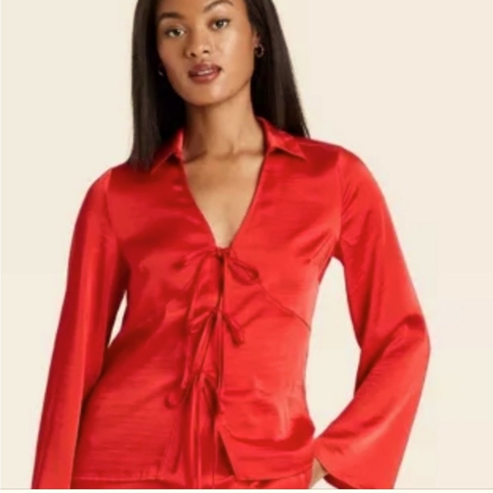 New new day Women's Red Satin Blouse xxl